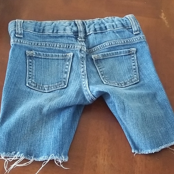 Shorts - Picture 3 of 3